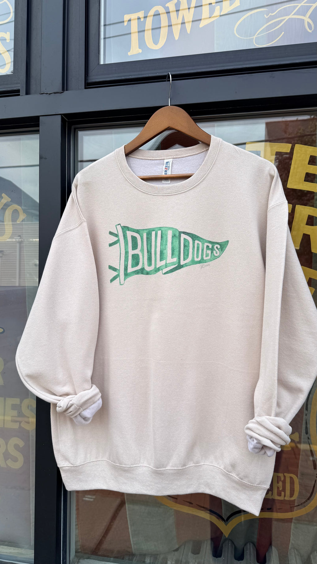 Bulldogs Pennant Crewneck
