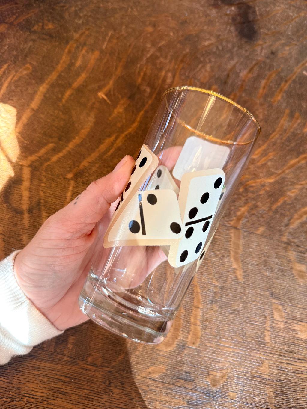 Single Domino Glass