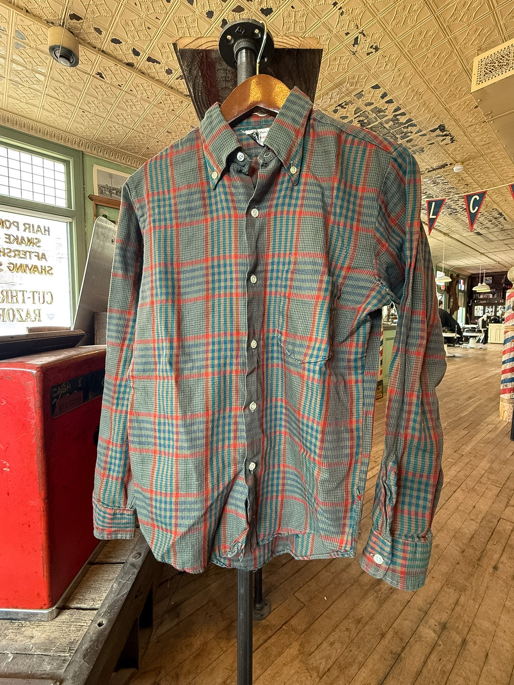 Macy's Men's Store Lightweight Shirt - Small