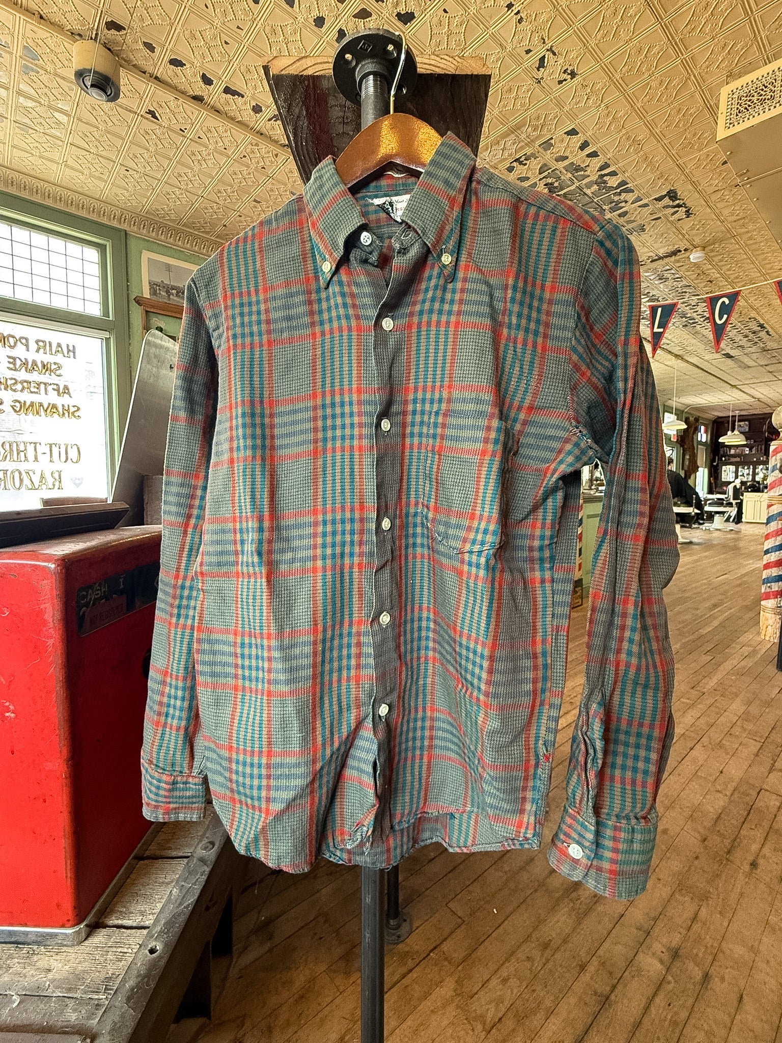 Macy's Men's Store Lightweight Shirt - Small