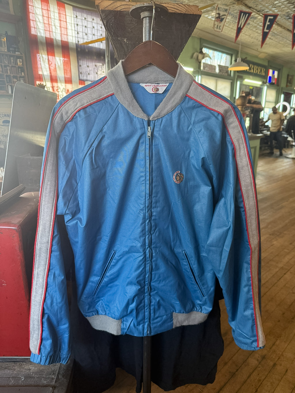 Sport Chief Action Jacket - Medium