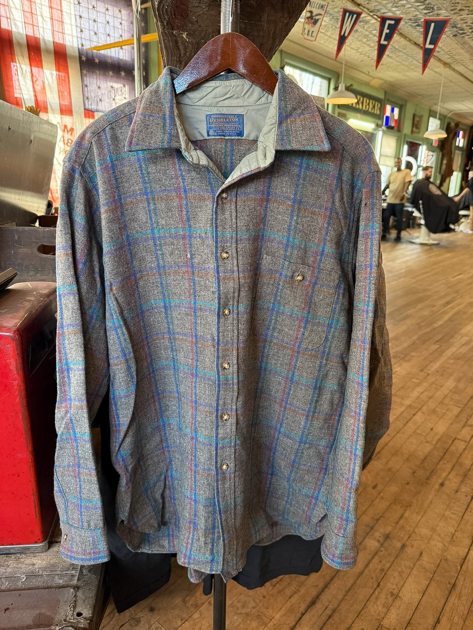 Pendleton Flannel - Large