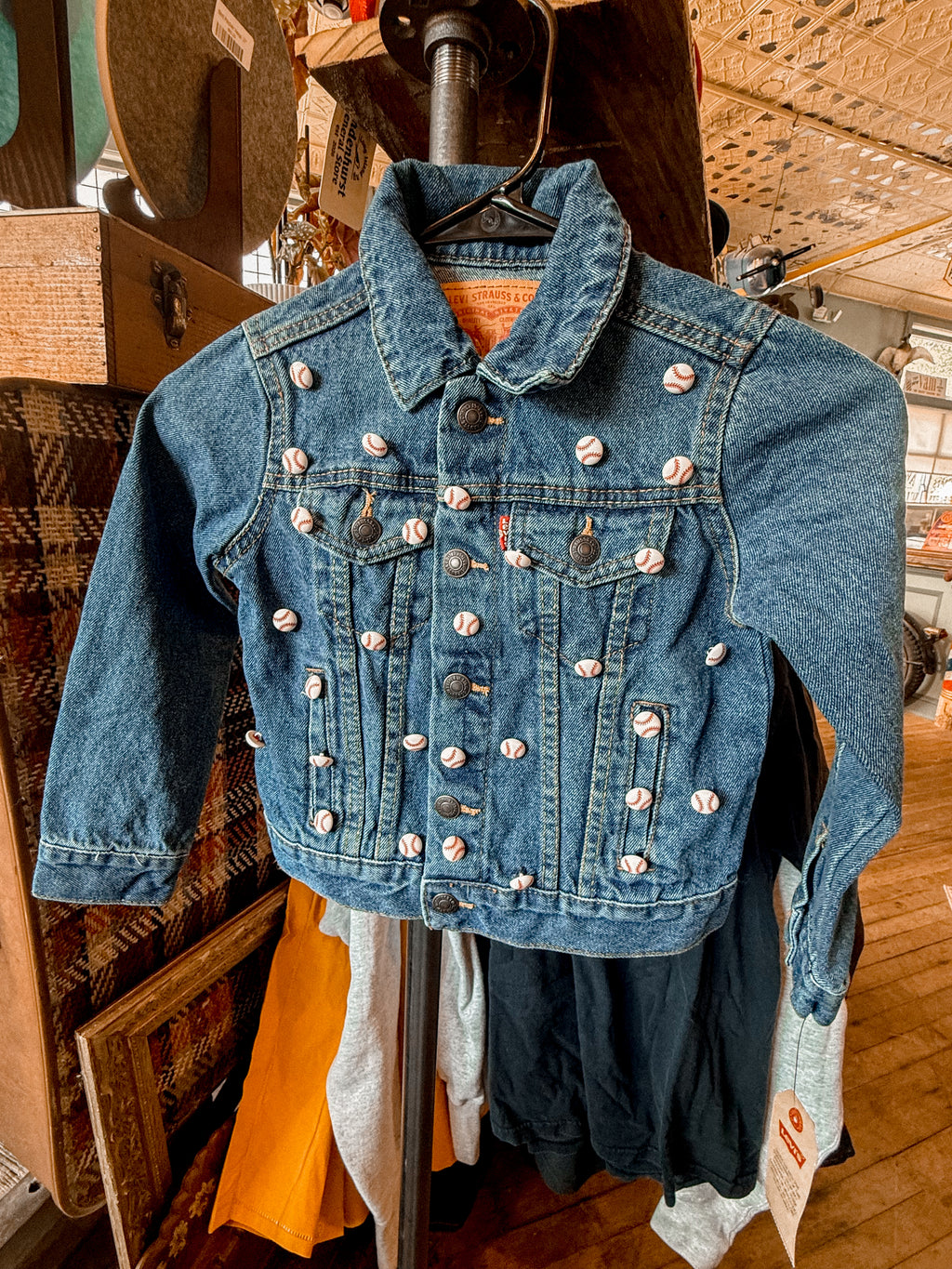 NWT Kids Levi's Denim Jacket Baseball Embellishment 5T