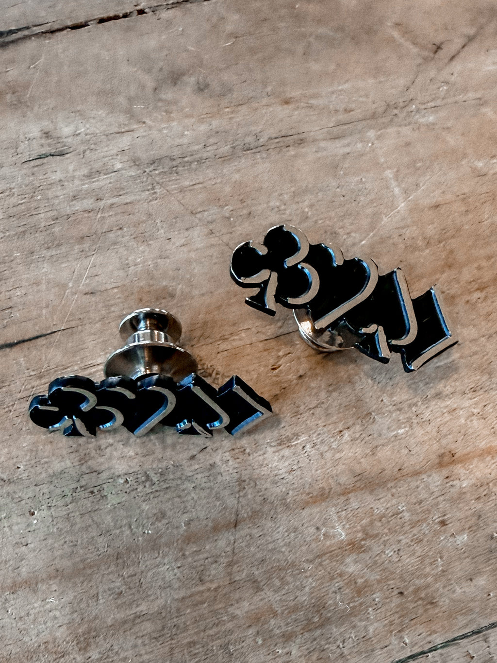 Suits Pin