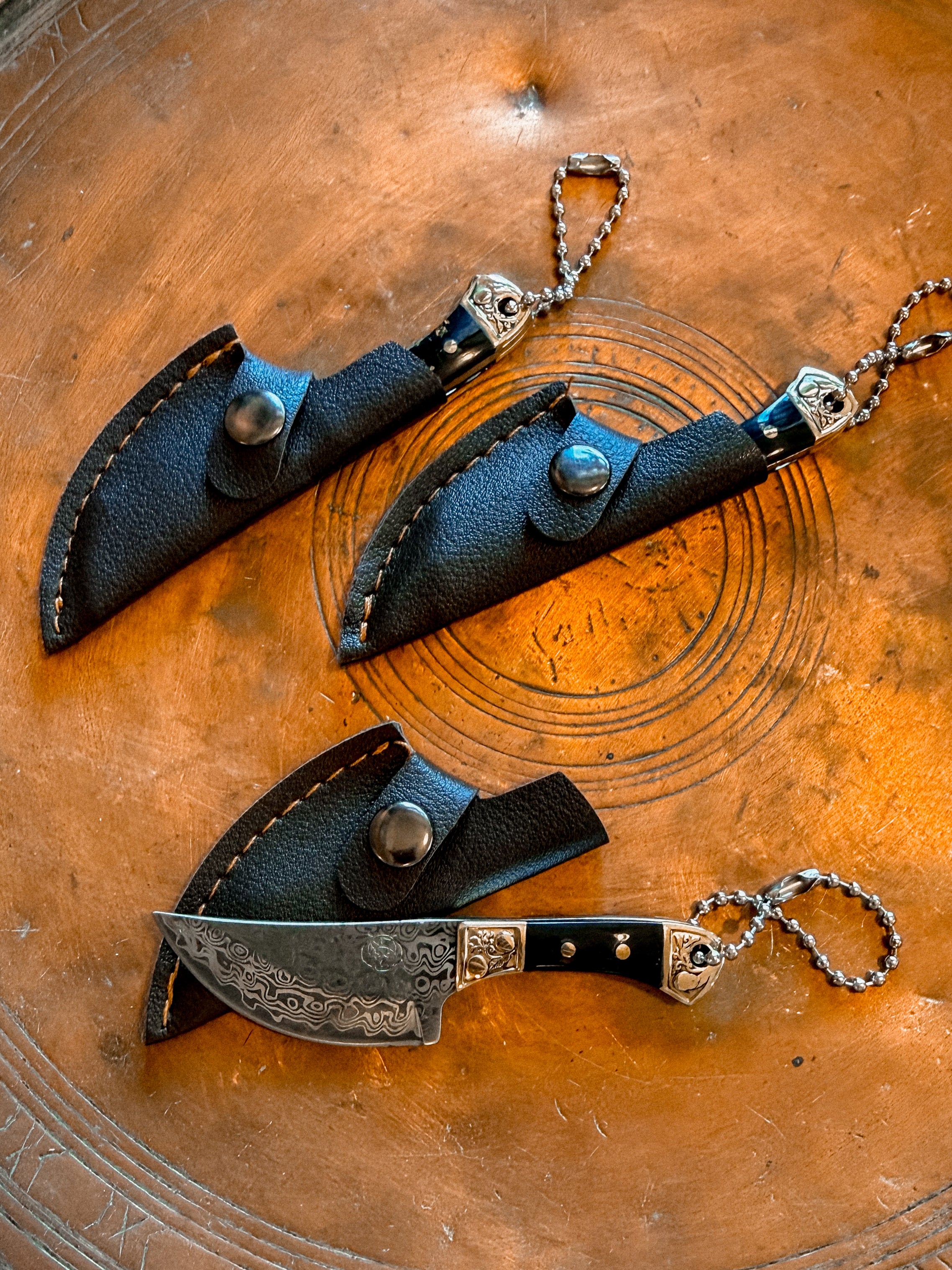 Small Knife Keychain w/ Sheath