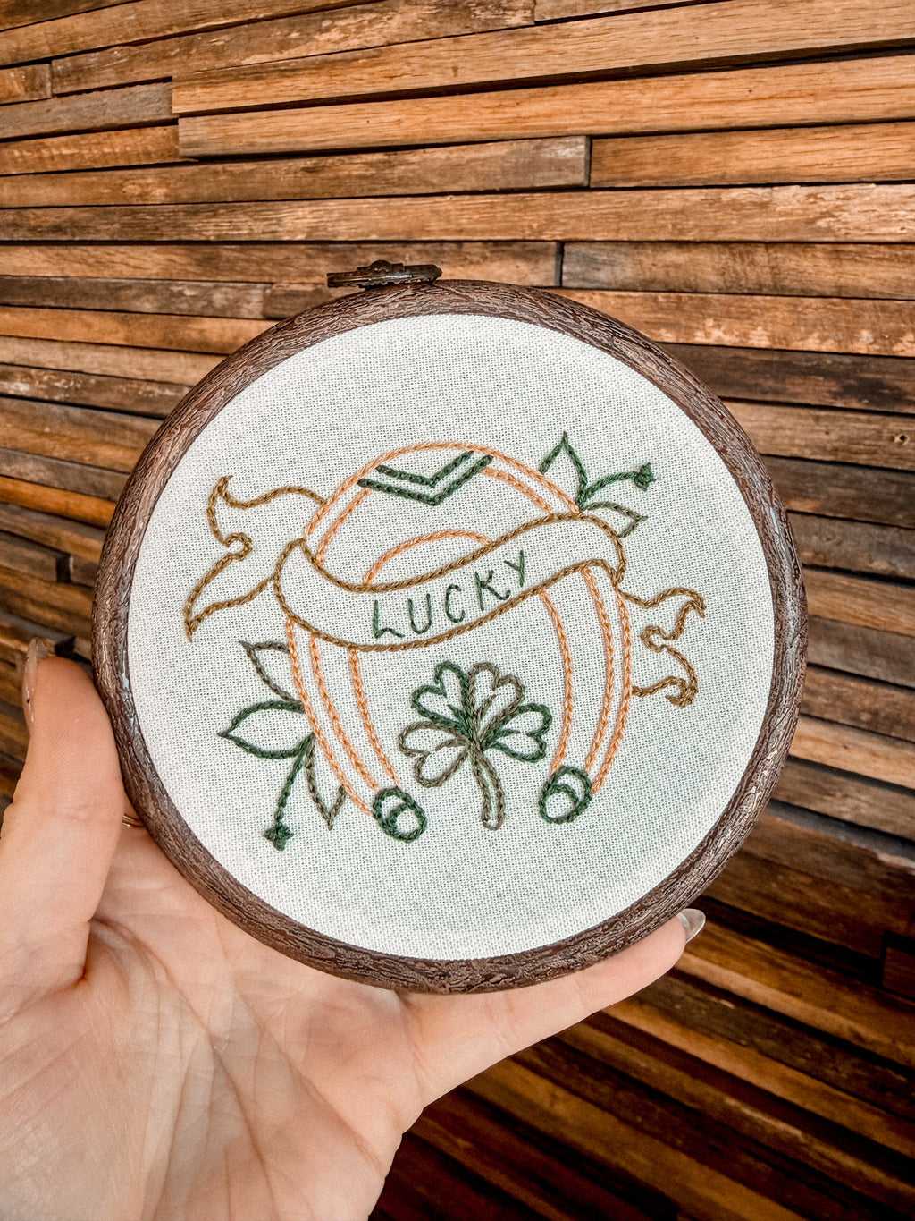Lucky Horseshoe Hoop 5"