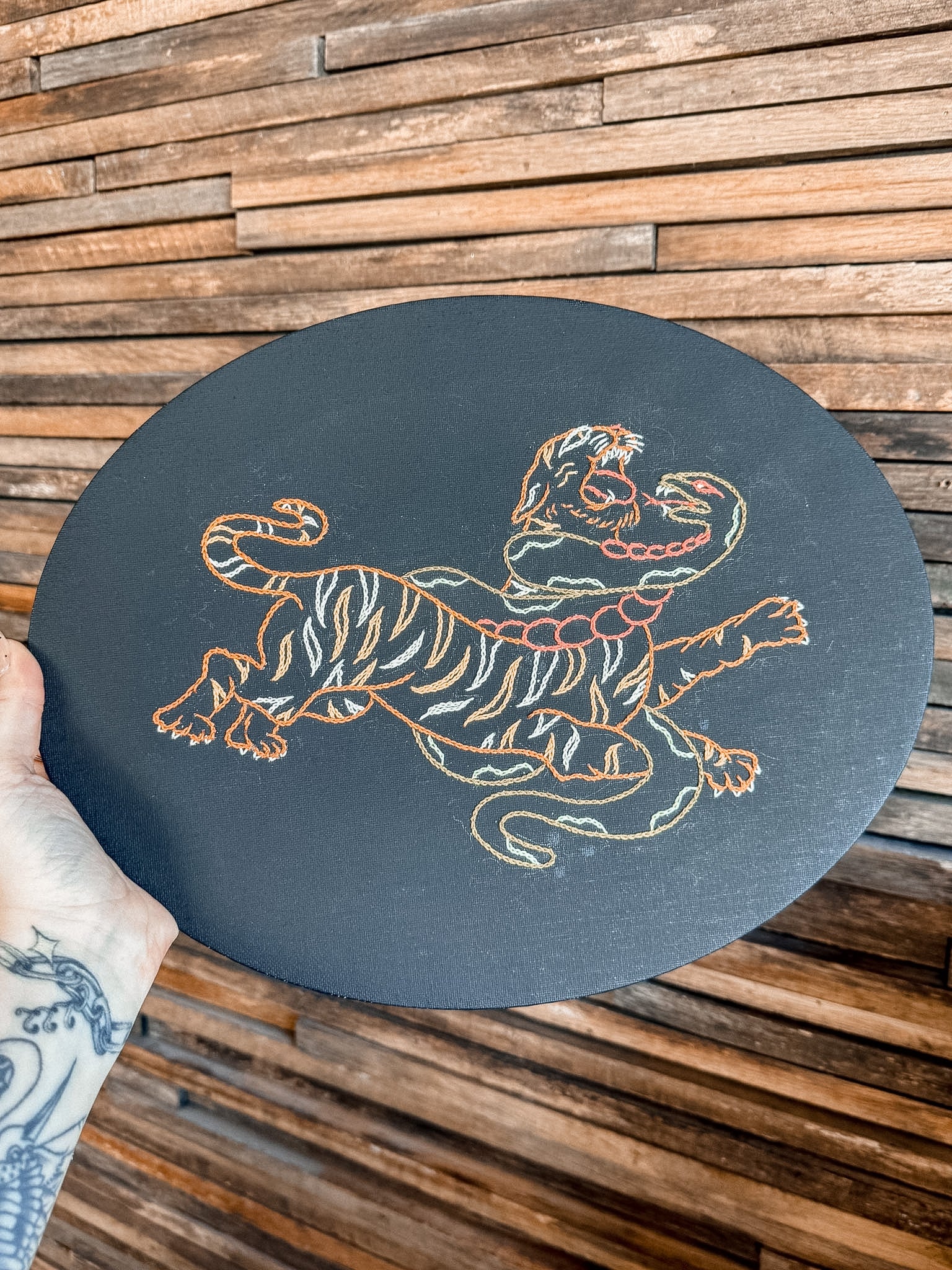 Battle Royale Oval Hoop