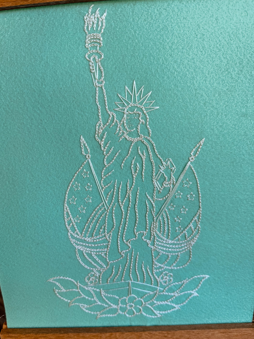 Lady Liberty Hanging Embroidery